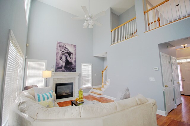 Foto del edificio - Available Early June! Gorgeous 4 bedroom home in Coles Pond!