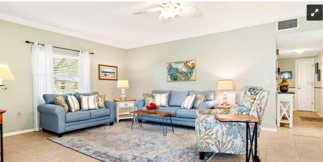 Building Photo - 5802 Driftwood Pl