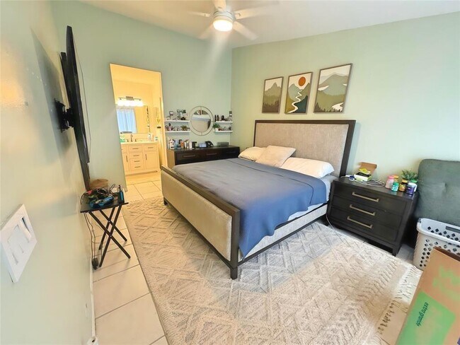 Foto del edificio - 8007 NW 71st Ct