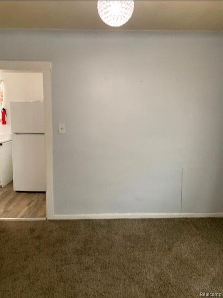 Building Photo - 2032 Utley Rd