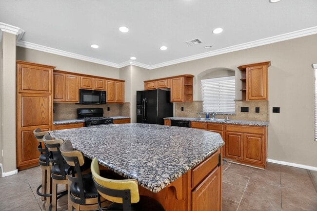 Building Photo - 7634 Riva Ridge St