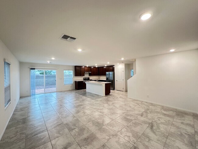 Building Photo - Cassia Patrick & Cimarron