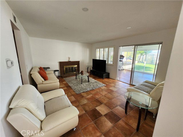 Foto del edificio - 28030 Wildwind Rd