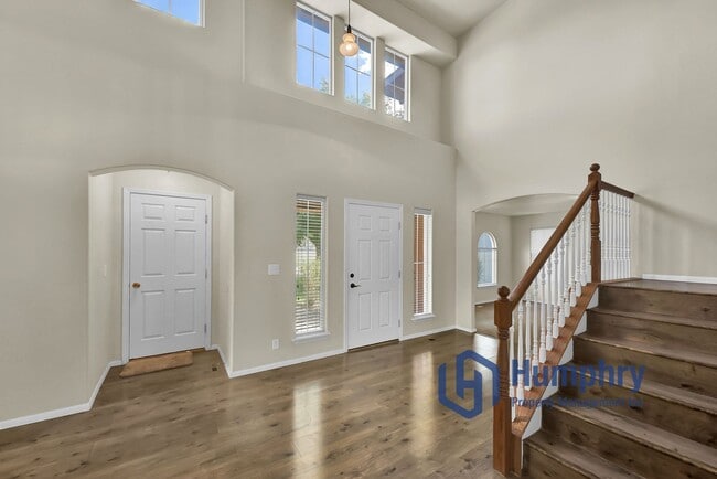 Building Photo - 3956 E Granger Dr