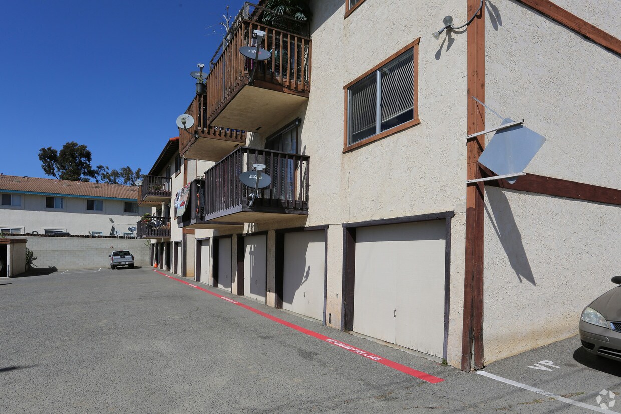 Foto del edificio - 528 W California Ave