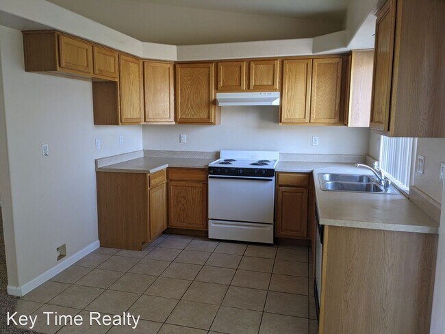 Foto del edificio - 3 br, 2 bath House - 9826 Needles