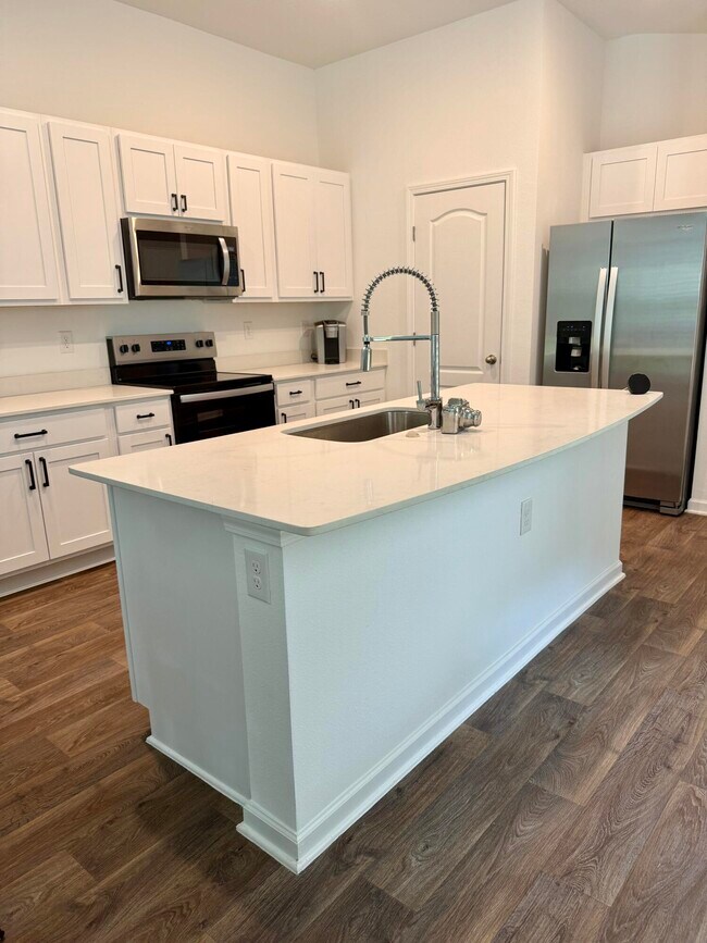 Building Photo - 46 Leidel Dr