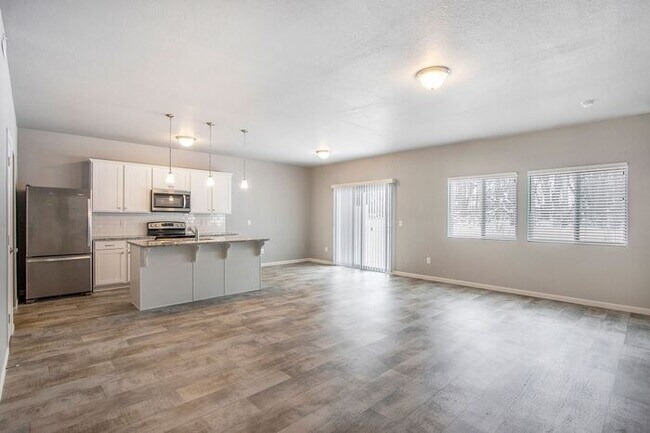 Foto del edificio - 10280 Pennridge Dr
