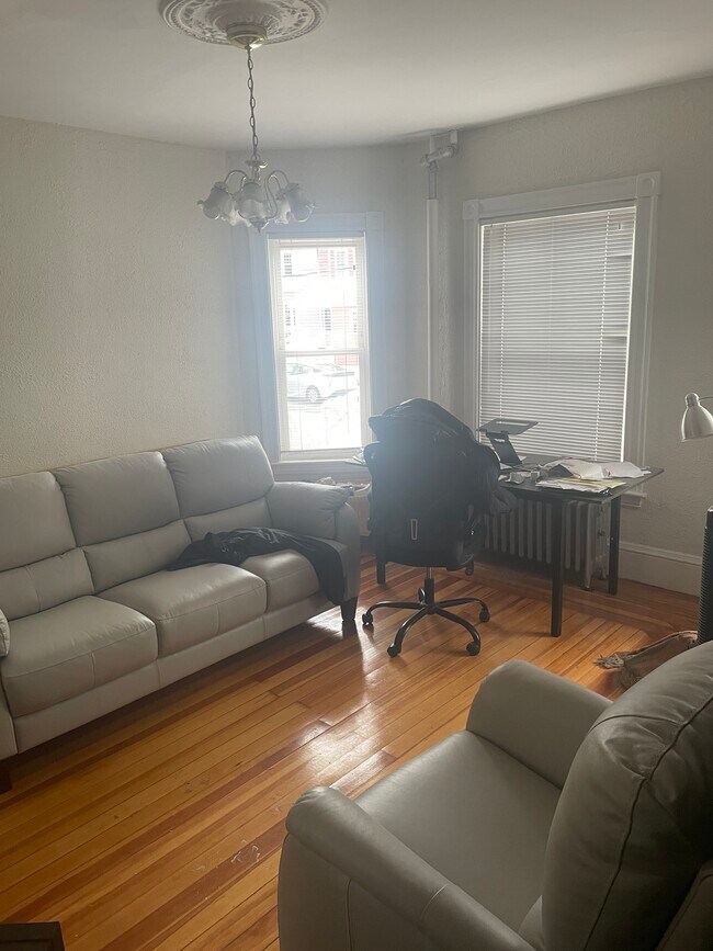 Foto del edificio - 67 Willow Ave