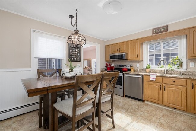 Building Photo - 42 Fairmount St