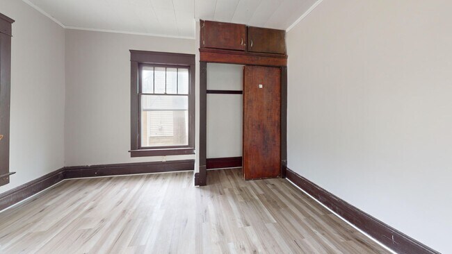 Foto del edificio - 801 W Exchange St