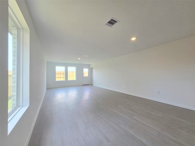 Foto del edificio - 28722 Texas Sparrow Ln