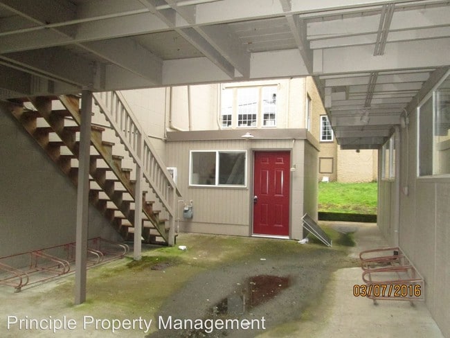 Building Photo - 775 E 15th Ave
