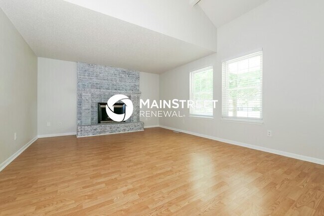 Foto del edificio - 3 Bedroom Pet-Friendly Home in KANSAS CITY...