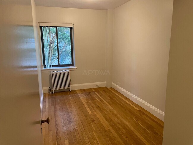 Foto del edificio - 10 Forest St