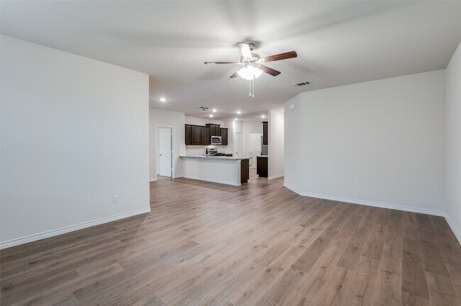 Foto del edificio - 4016 Moss Rd