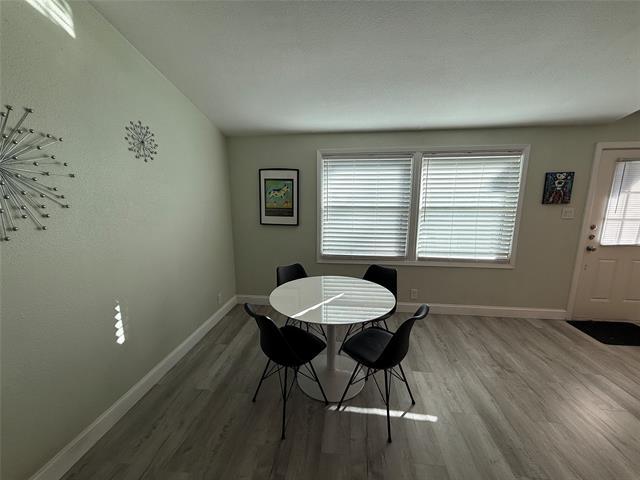 Foto del edificio - 817 Loganwood Ave