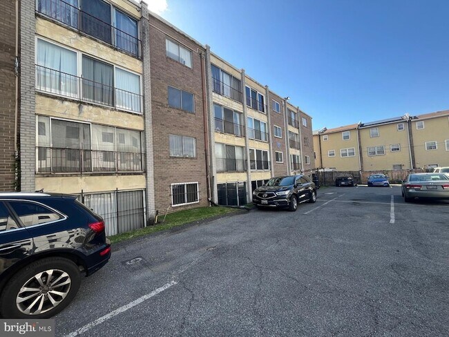 Foto del edificio - 1920 Naylor Rd SE