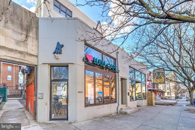 Building Photo - 4508 Walnut St