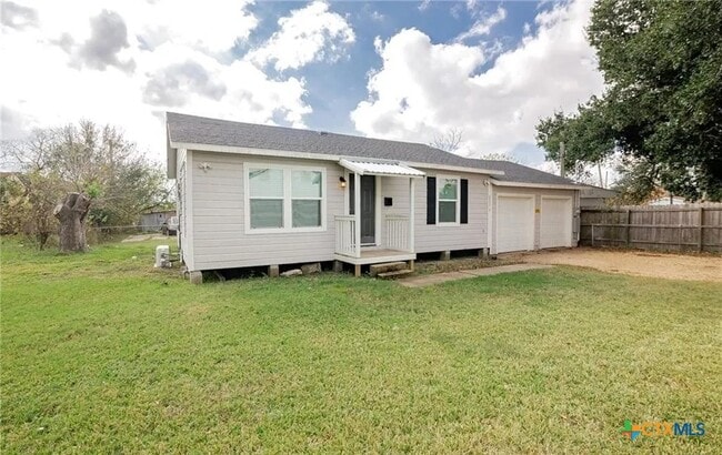 Building Photo - 2003 Woodlawn St