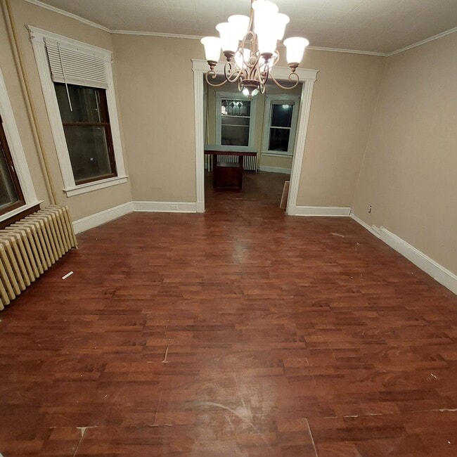 Dining room - 46 Campfield Ave