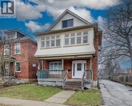 Building Photo - 445 Vine St