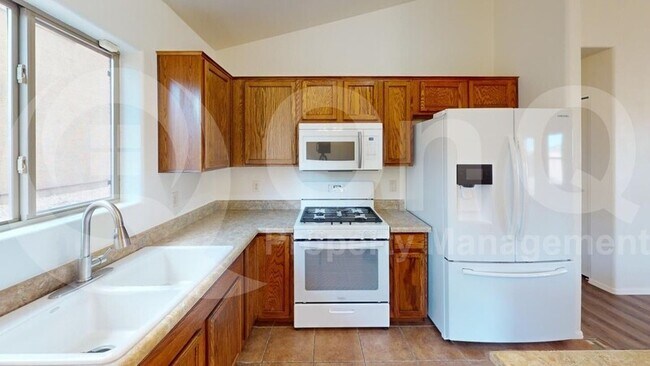 Building Photo - 13278 E Alley Spring Dr