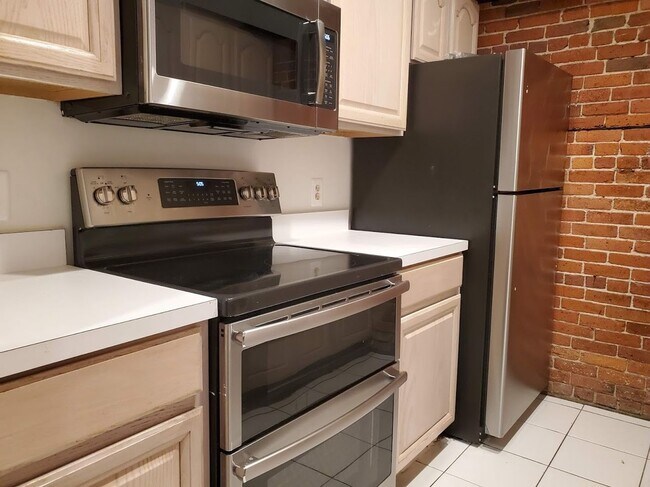 Foto del edificio - Nice 3 bed in South End