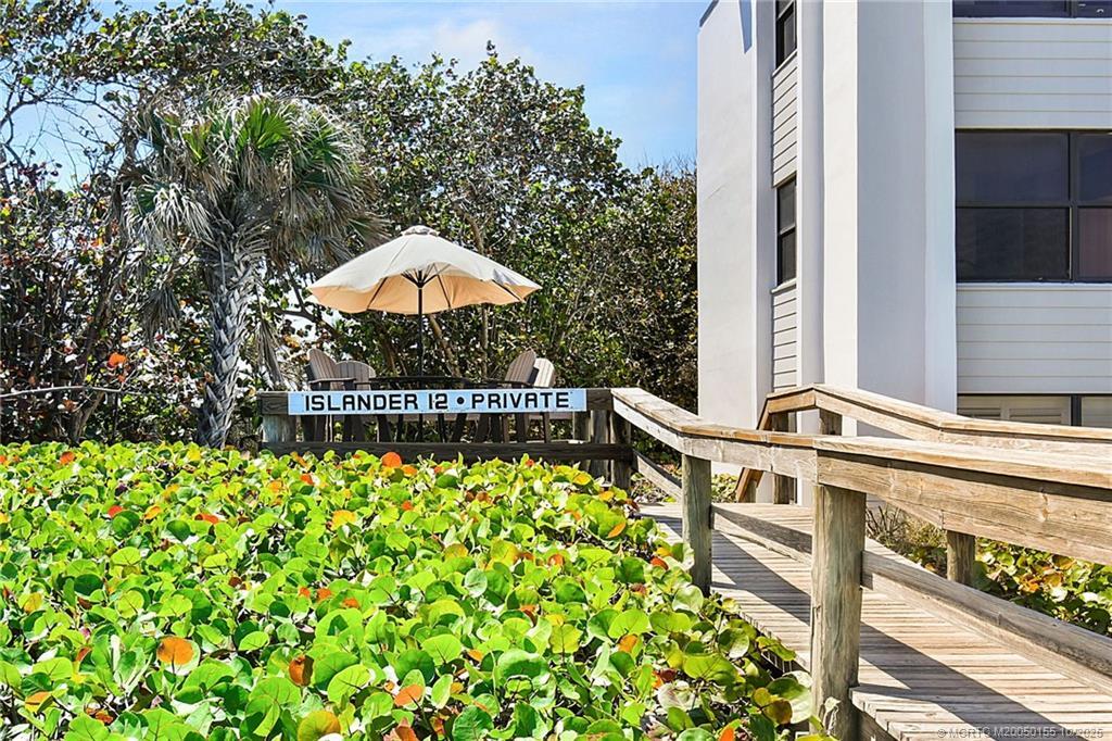 Building Photo - 1289 NE Ocean Blvd