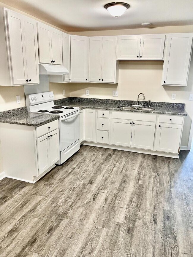 Foto del edificio - 168 Clayton James Rd