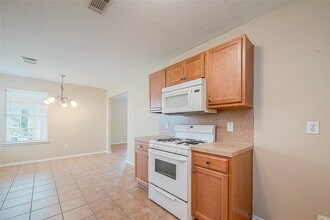 Building Photo - 17026 Cypresswood Glen Tr