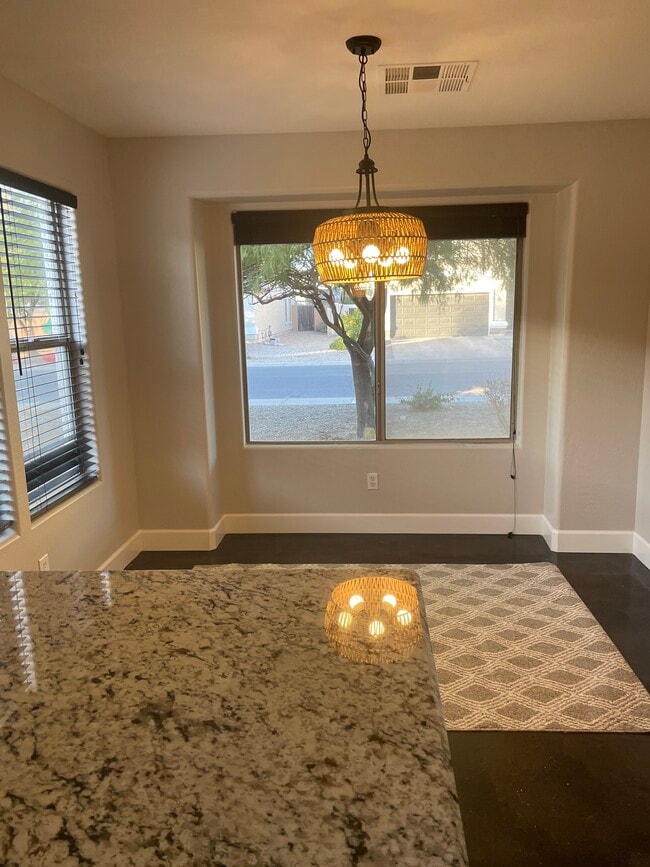 Foto del edificio - 4339 E Shapinsay Dr