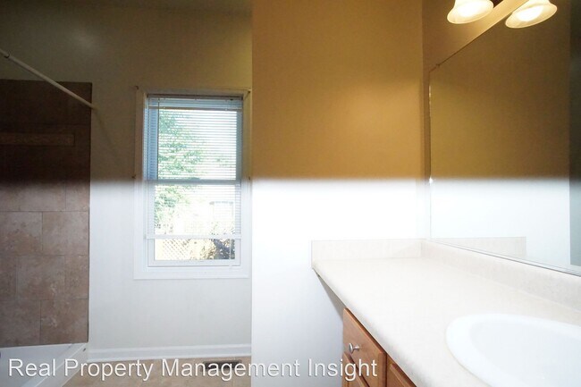Building Photo - 3 br, 2 bath House - 101 Hagan Street