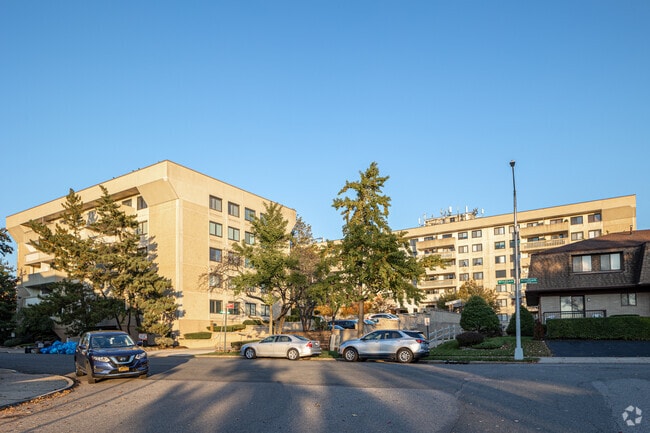 Elmwood Park Condominium II