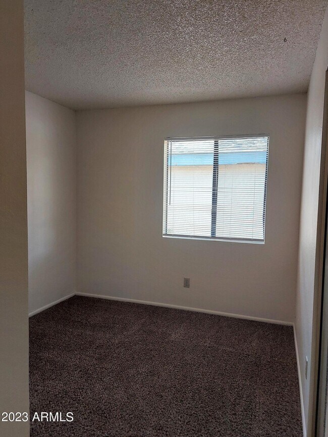 Building Photo - 5305 Desert Shadows Dr