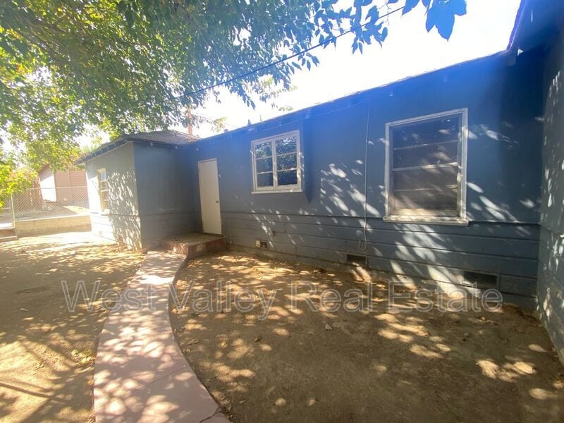 511 Philippine St, Taft, CA 93268 Condo for Rent in Taft, CA