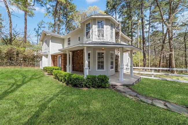 Building Photo - 28 Stony Creek Dr
