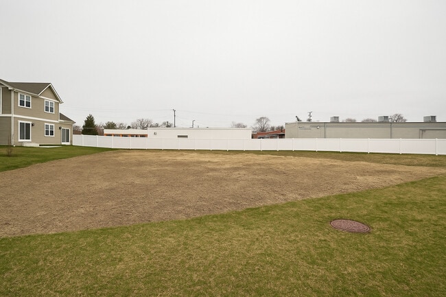 Building Photo - 10723 Clock Tower Dr