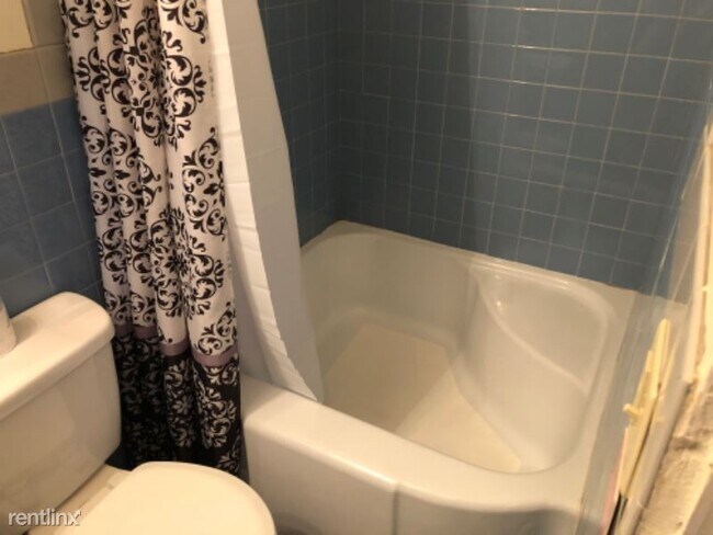 Foto del edificio - 1 br, 1 bath Apartment - 3404 2nd Ave N