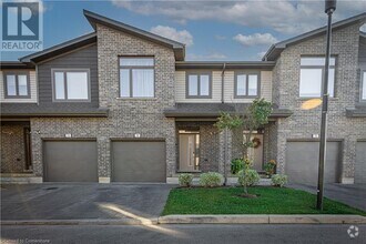 Building Photo - 2070 Meadowgate Blvd