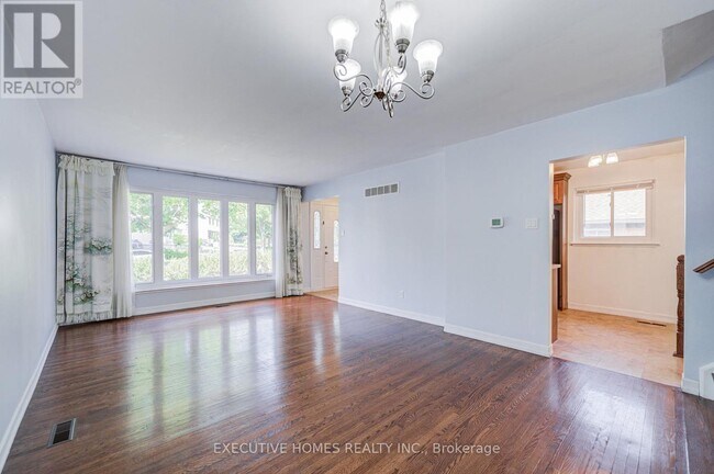 Building Photo - 1403 Glen Rutley Cir