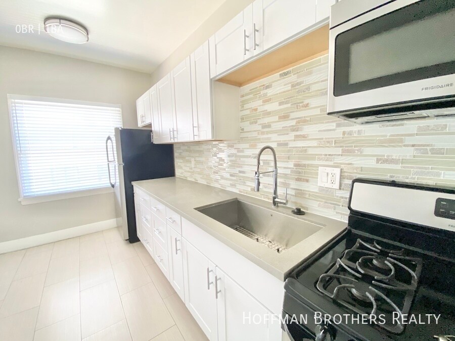 Foto principal - 2933 W 8th St