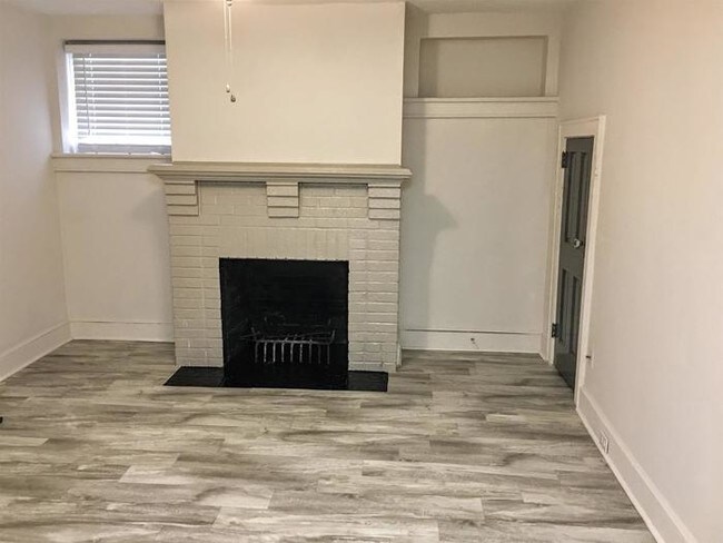 Foto del edificio - 1318 Pickens St