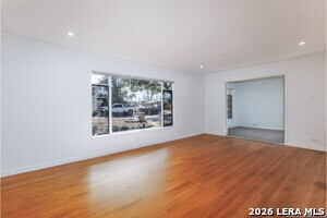 Building Photo - 119 Beverly Dr