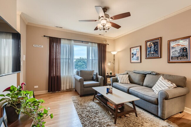 Foto del edificio - 6416 N Paulina St