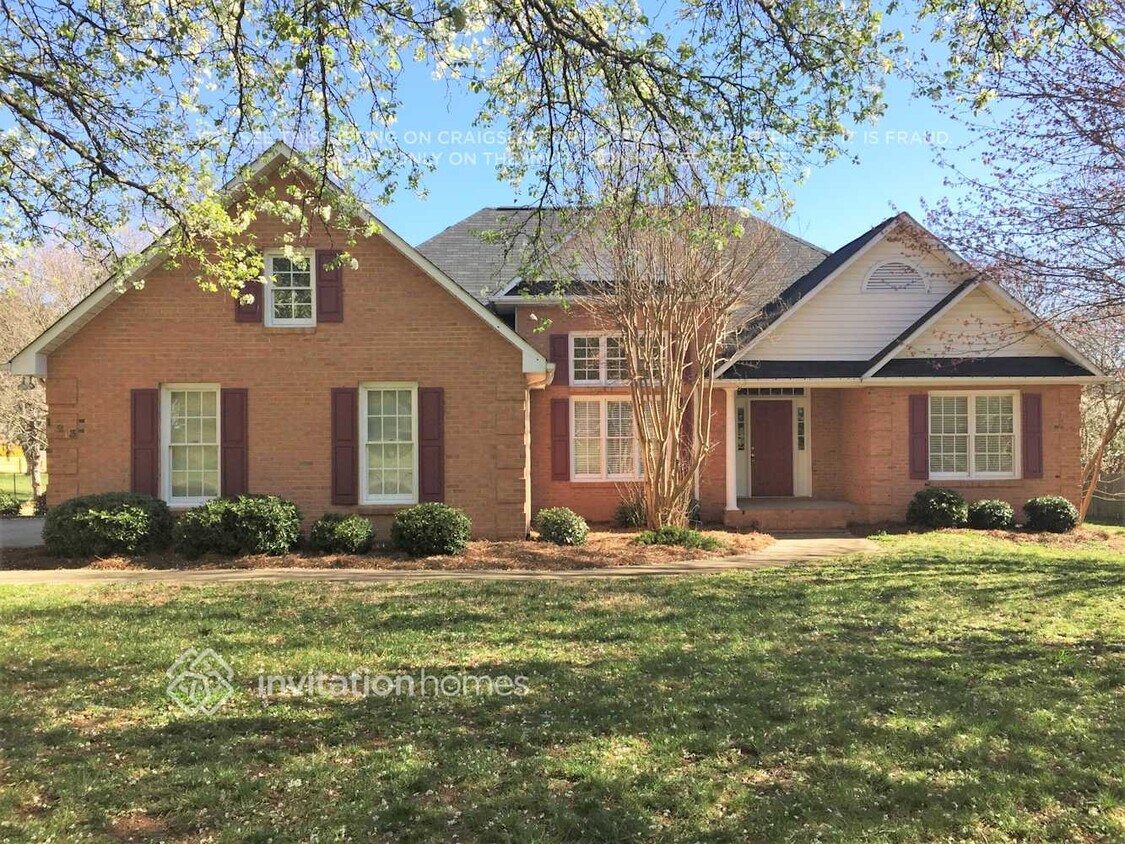 Foto principal - 123 Mooreland Rd