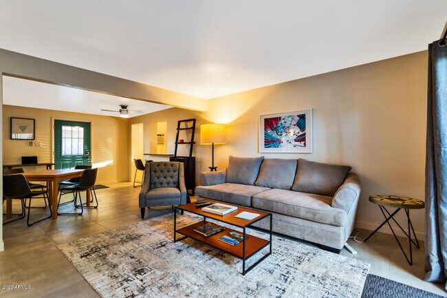Foto del edificio - 3629 E Turney Ave