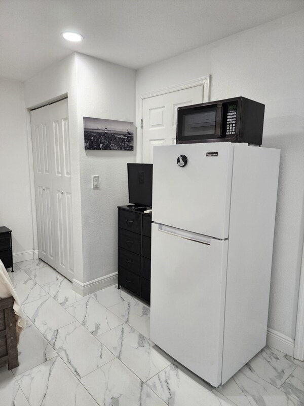 Foto del edificio - 3202 River Cove Dr