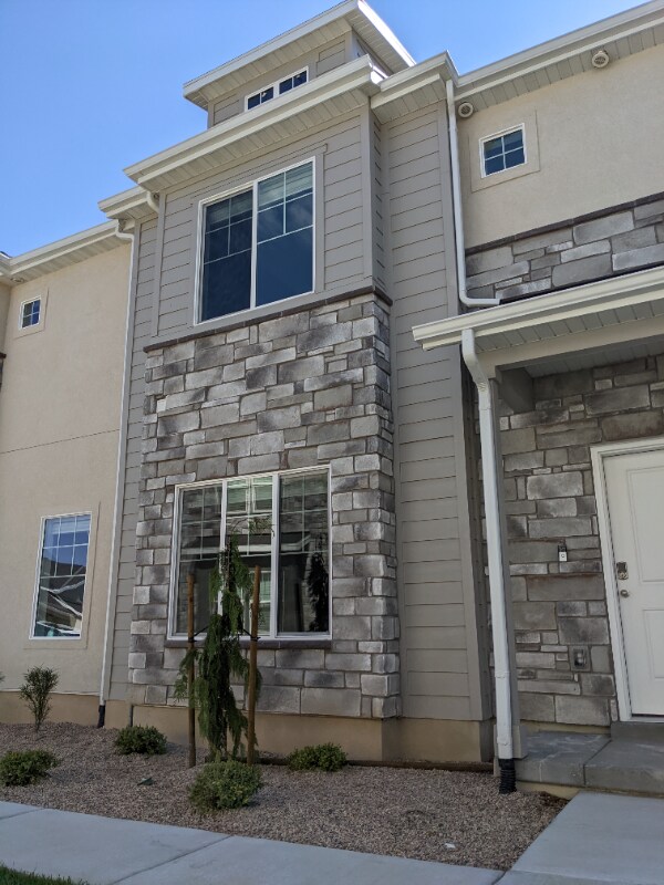 911 N 1220 E, Spanish Fork, UT 84660 Townhome Rentals in Spanish Fork