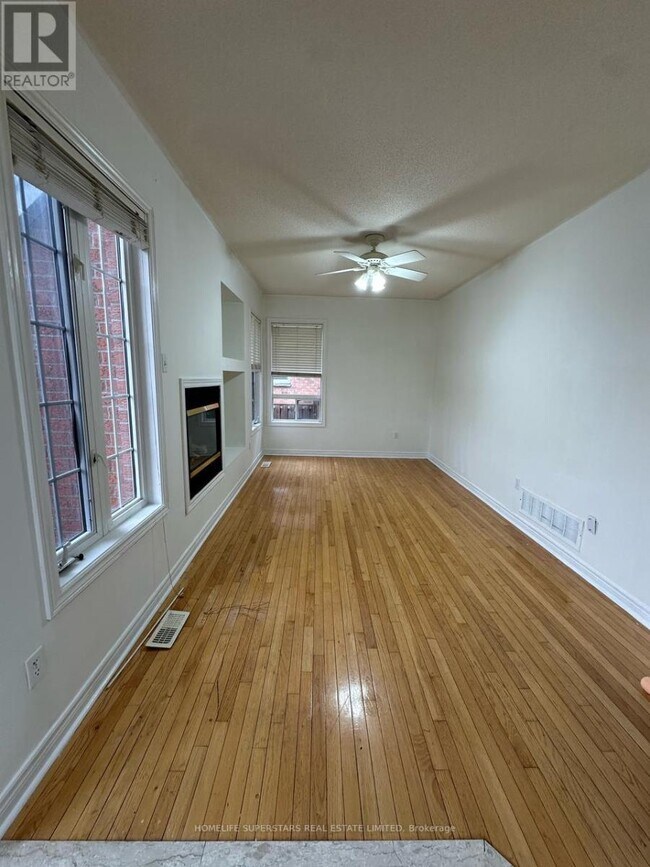 Building Photo - 41 Thorndale Rd